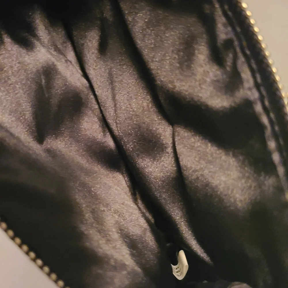 Victoria's secret Pink women's cosmetic Bag s lot of 2 - Picture 9 of 9